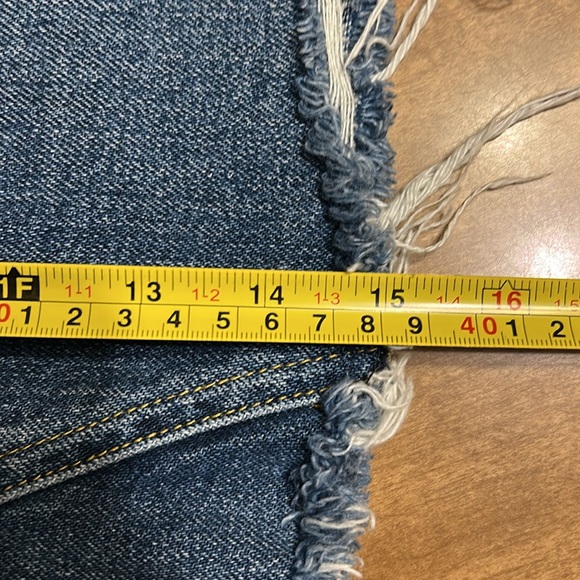 We The Free Denim Mini Skirt Women 30 – OB826306 Distressed Button Fly        
F - Picture 14 of 14